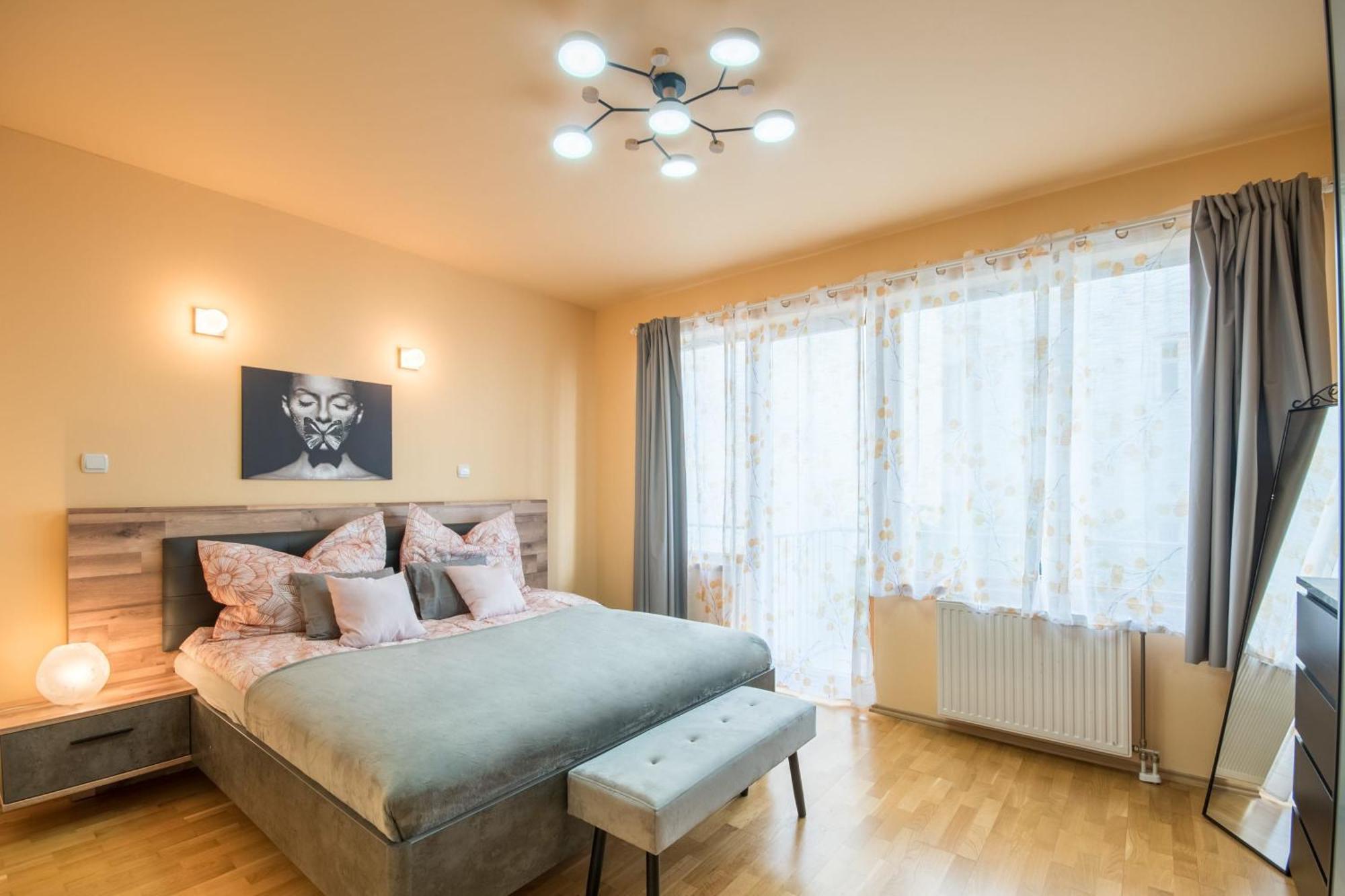 Very Central - Large - Balcony - Comfy Appartement Boedapest Buitenkant foto