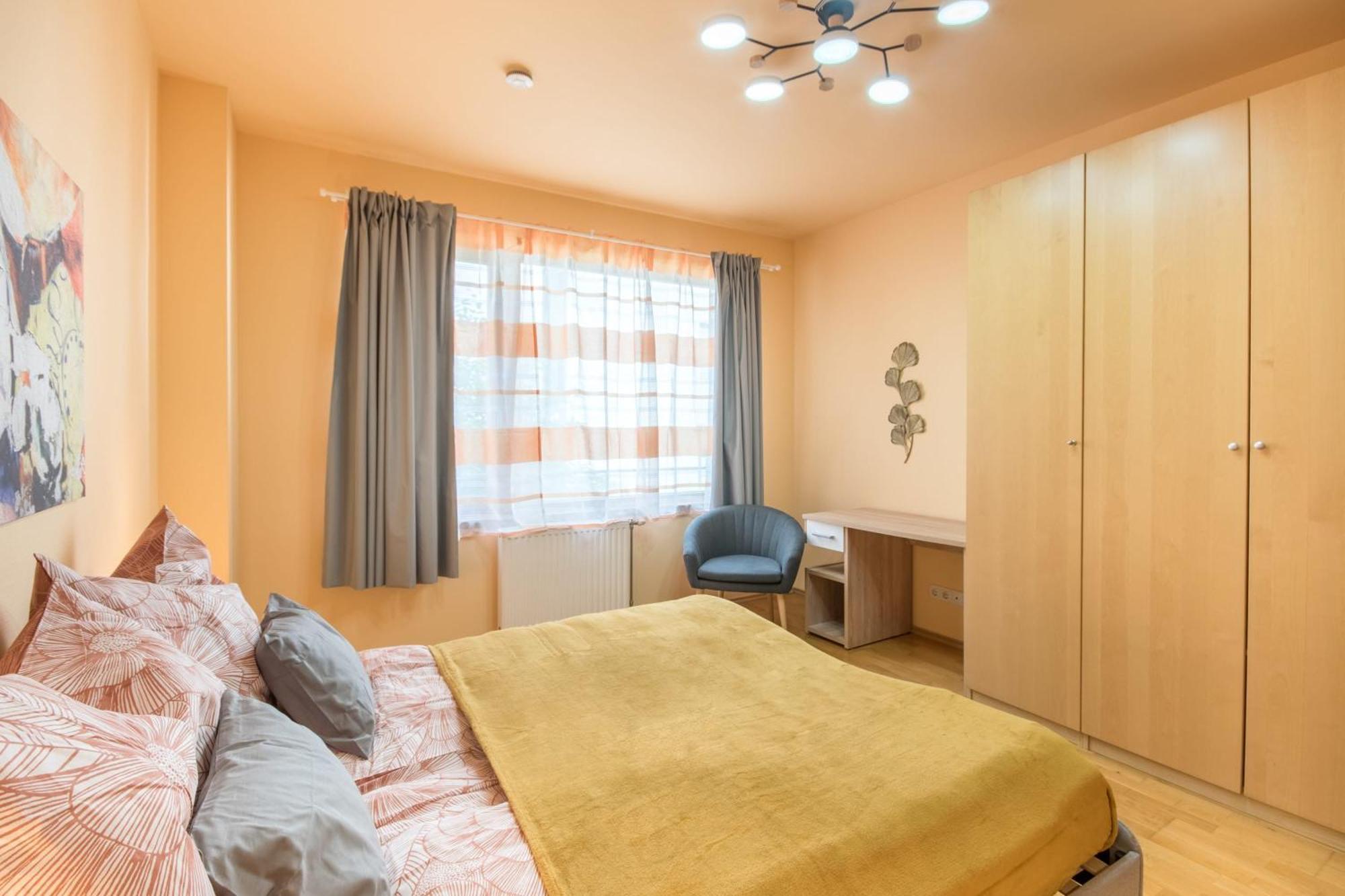 Very Central - Large - Balcony - Comfy Appartement Boedapest Buitenkant foto